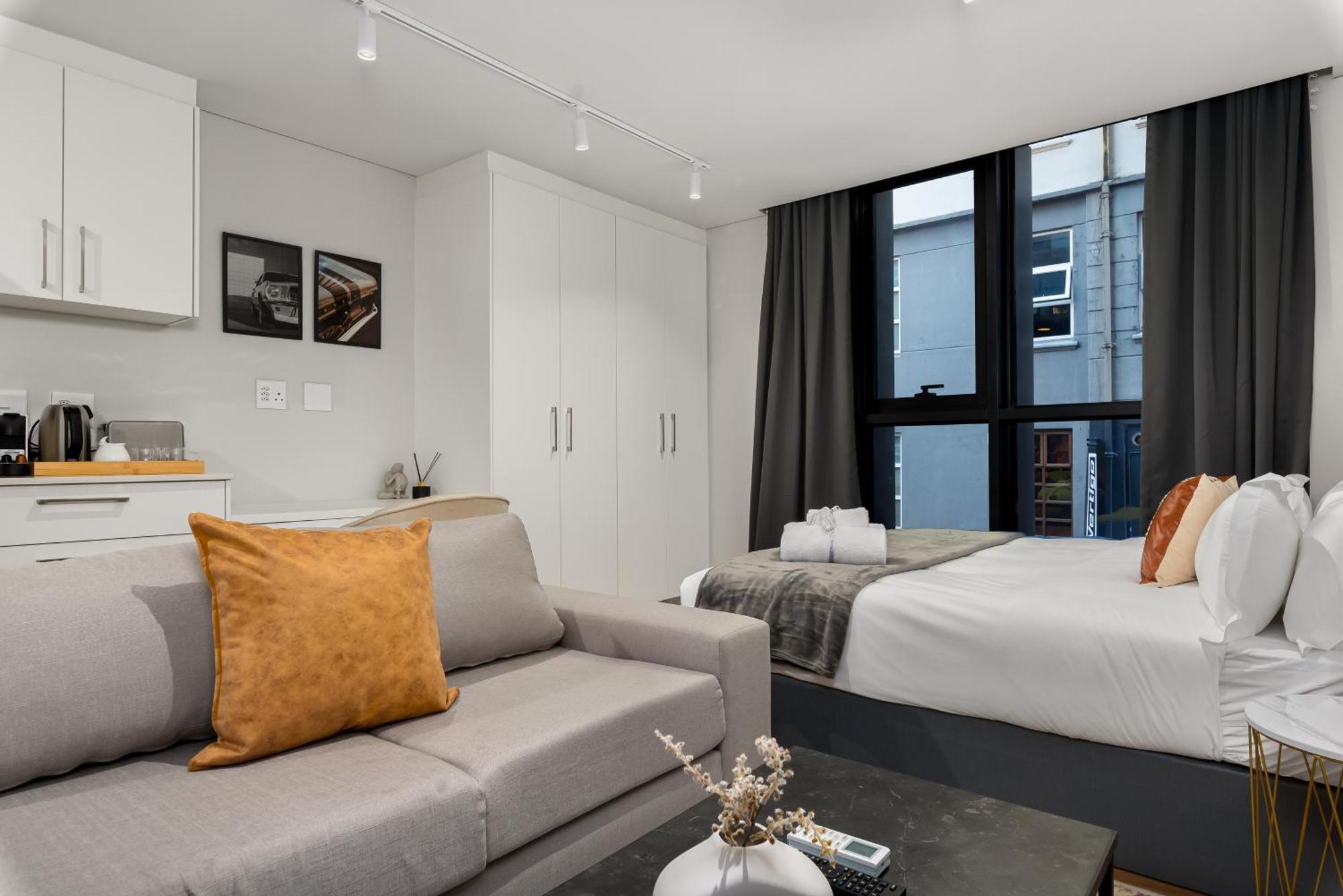 The Tokyo Aparthotel By Totalstay 开普敦 外观 照片
