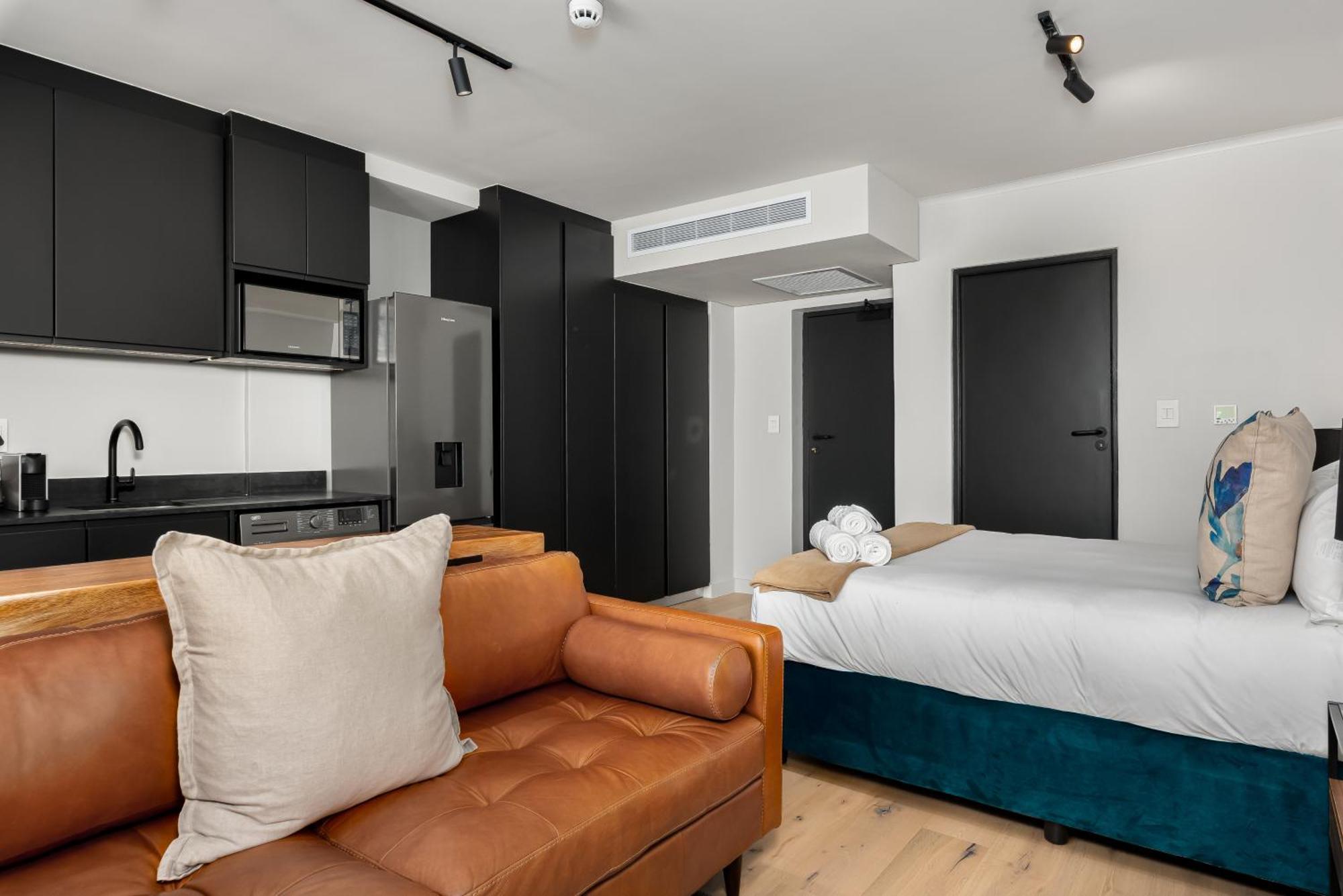 The Tokyo Aparthotel By Totalstay 开普敦 外观 照片